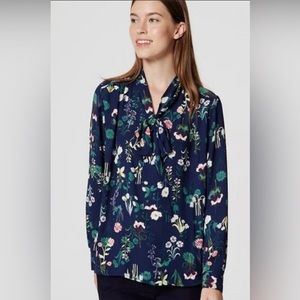 Ann Taylor Loft Blouse size Large